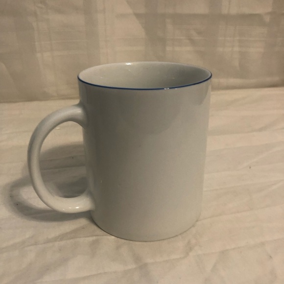 Holiday by now designs. Set of Four SnowMan Mugs - Picture 5 of 7